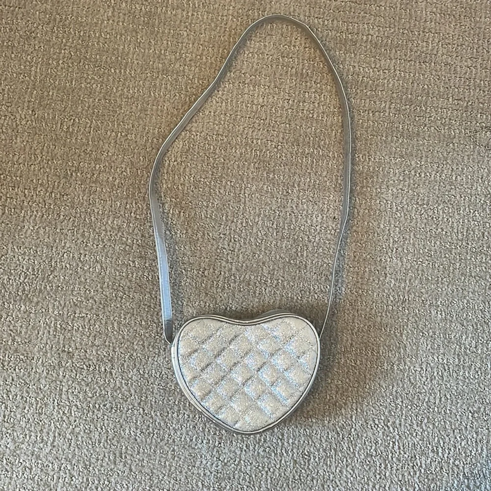 Silver glittery heart purse - Picture 5 of 6